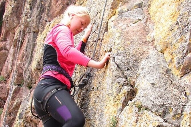 Rock Climbing full day - How the guide-led day usually unfolds on the wall