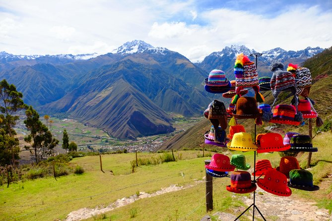 Sacred Valley Pisac Ollantaytambo and Chinchero Full-Day Tour - Cusco Pickup and the First Stretch of the Day