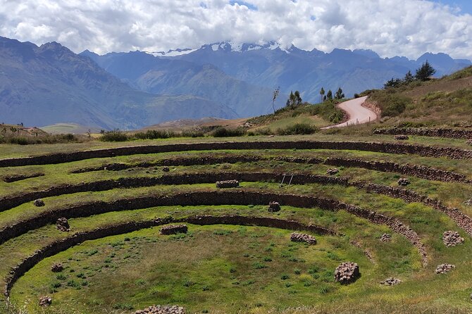 Sacred Valley Private Tour, Moray & Salt Mines Incluided - The 7:00 AM start and your private transport edge