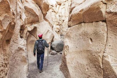 Sillar Route in Arequipa and viewpoint of the Volcanoes - Stop 1: Canteras de sillar Añashuayco and the pink shingles cannon