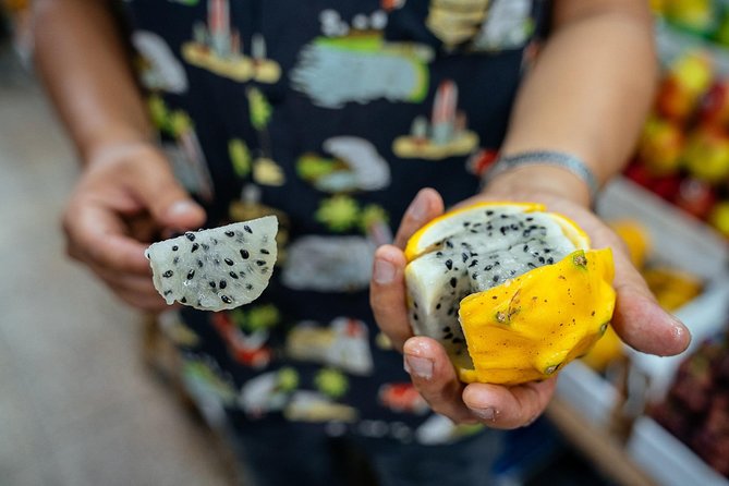 The 10 Tastings of Lima With Locals: Private Street Food Tour - Barrio Chino: dumplings with Chinese roots and Peruvian ingredients