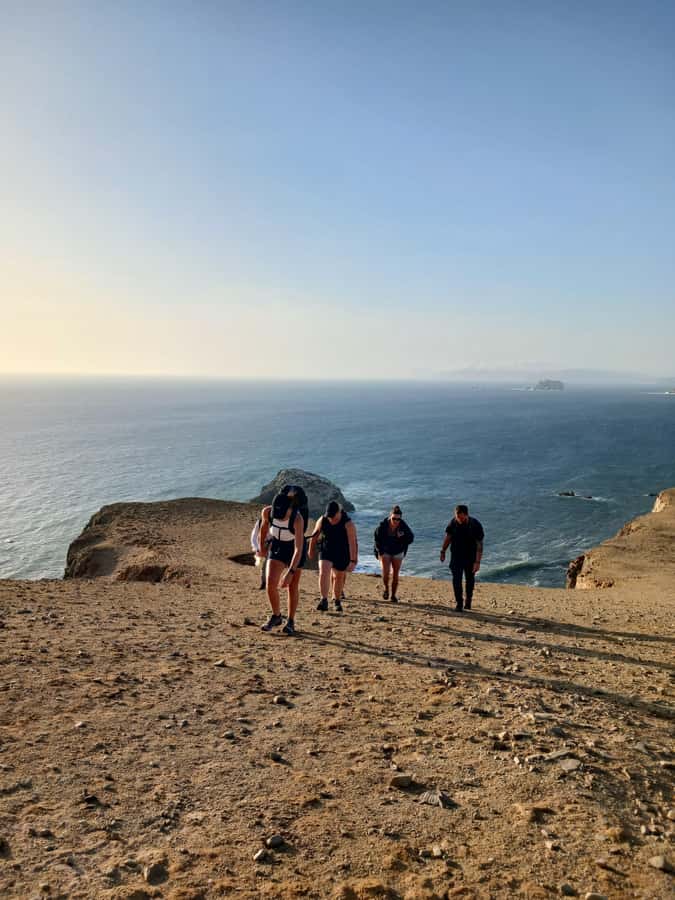 TREKKING GOLDEN SHADOWS - The Guide Factor: What Makes the Best Experience Happen